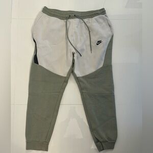 Nike Joggers